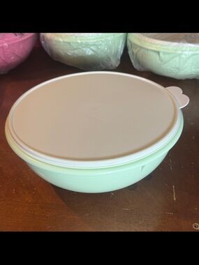 Tupperware Fix N Mix Bowl 26 cups